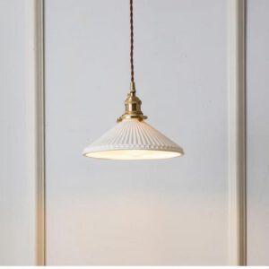 Lampadario Camera Da Letto Bianca Vintage In Ceramica E Rame